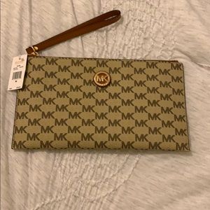 michael kors large clutch
